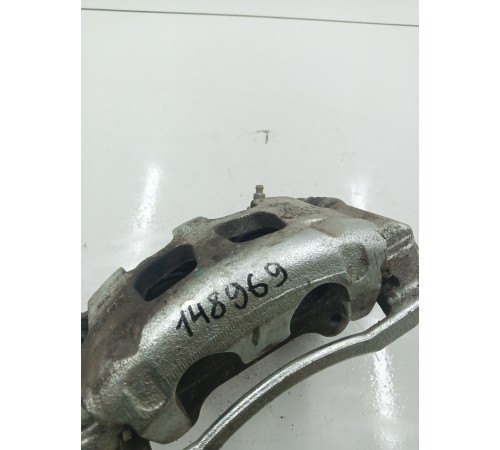 Суппорт передний левый