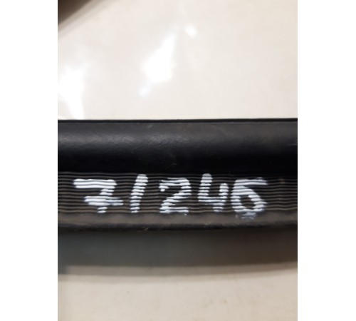 Уплотнительная резинка багажника