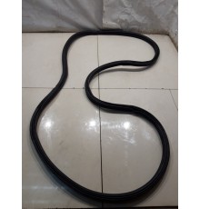 Уплотнительная резинка багажника