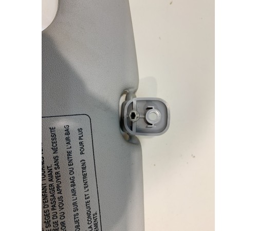 Козырек солнцезащитный левый