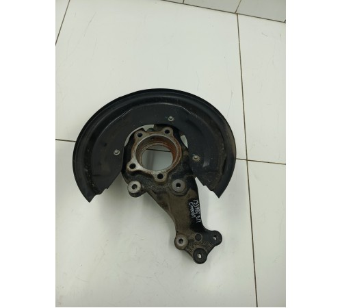 Кулак поворотный задний правый