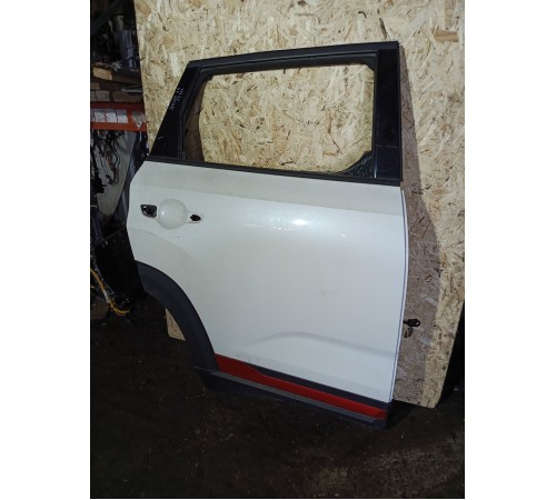 Дверь задняя правая