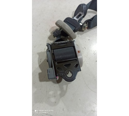 Ремень безопасности (задний левый)