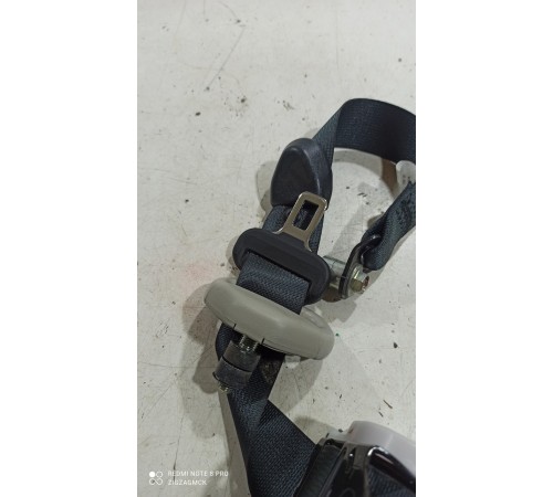 Ремень безопасности (задний левый)