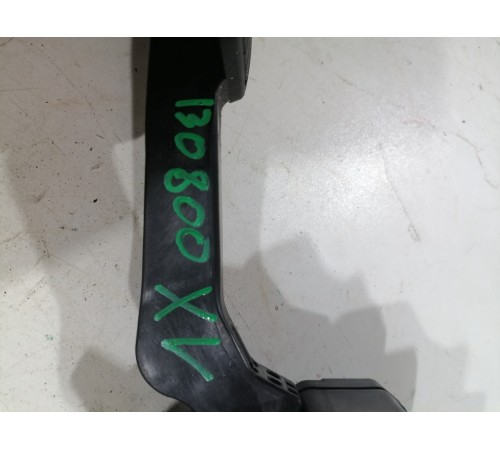 Педаль акселератора