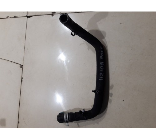 Патрубок системы охлаждения