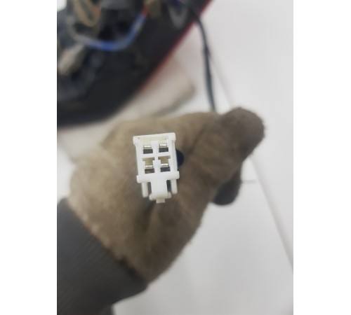 Фонарь задний правый