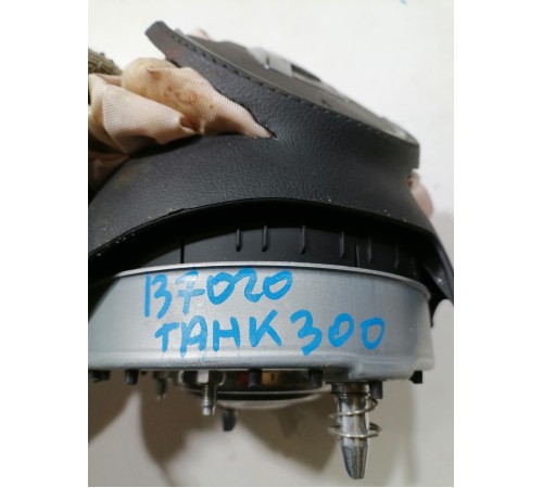 Подушка безопасности водителя