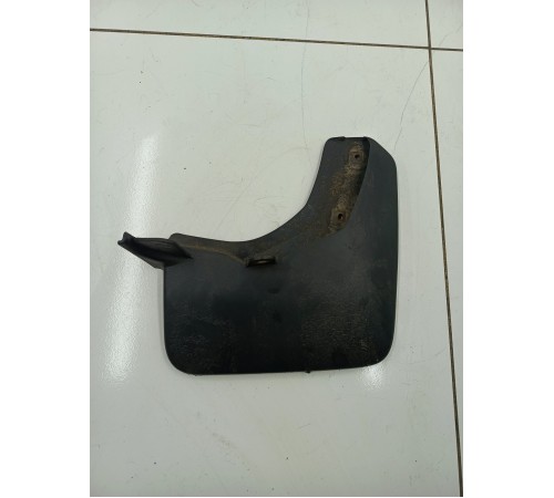 Брызговик задний правый 