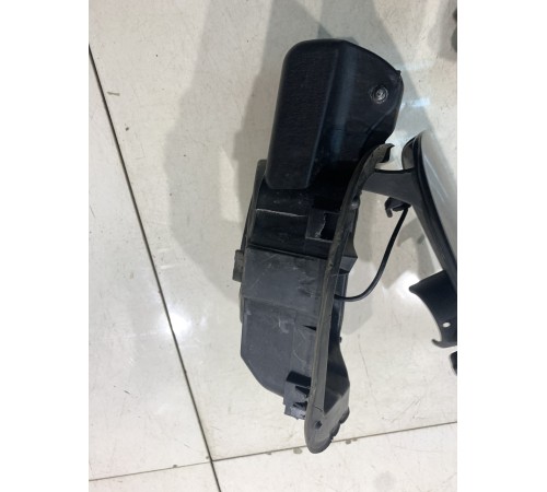 Лючок бензобака