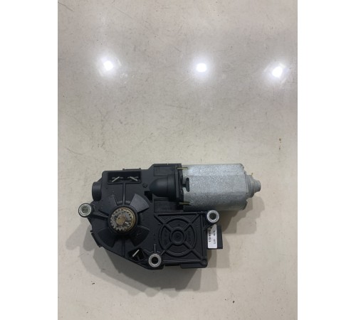 Моторчик люка