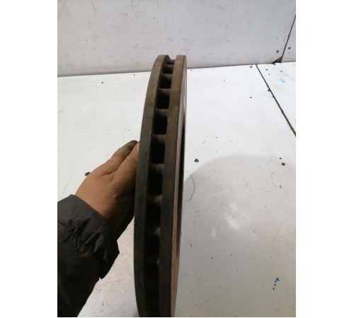 Диск тормозной передний