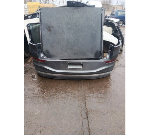 Бампер задний в сборе