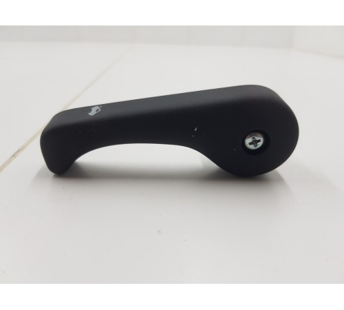 Ручка открывания капота