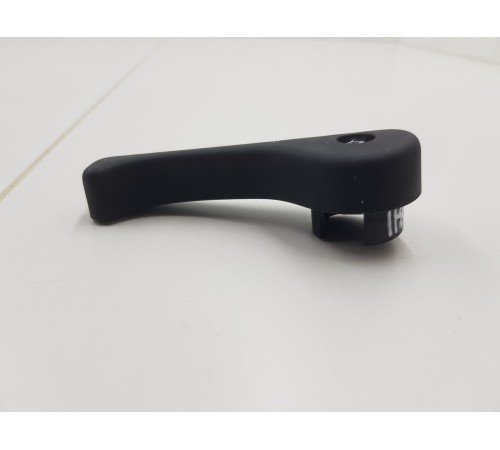 Ручка открывания капота