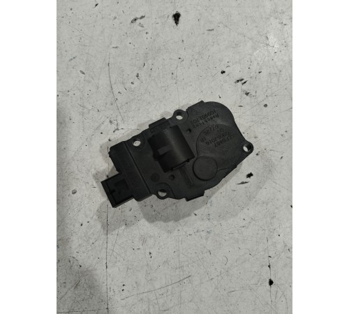 Моторчик привода заслонок отопителя