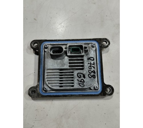 Блок розжига фары правый