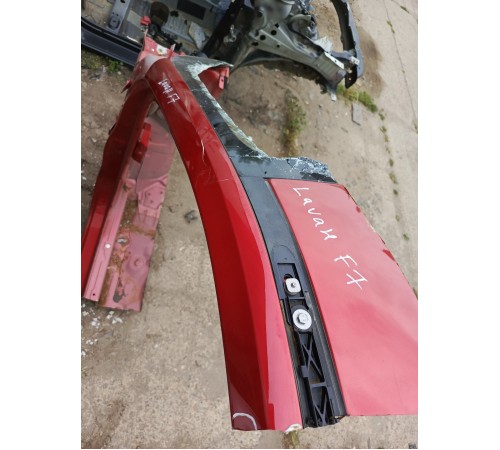 Стойка лобового стекла левая