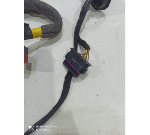 Электропроводка двери (передняя левая)
