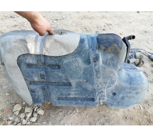 Бак топливный