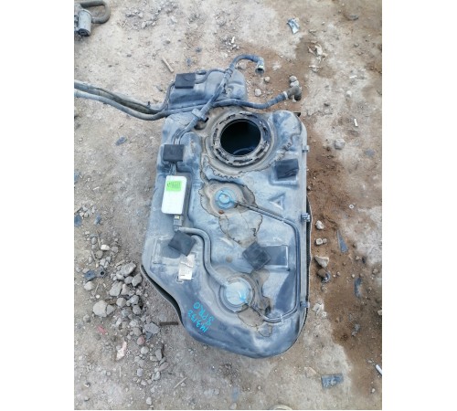 Бак топливный