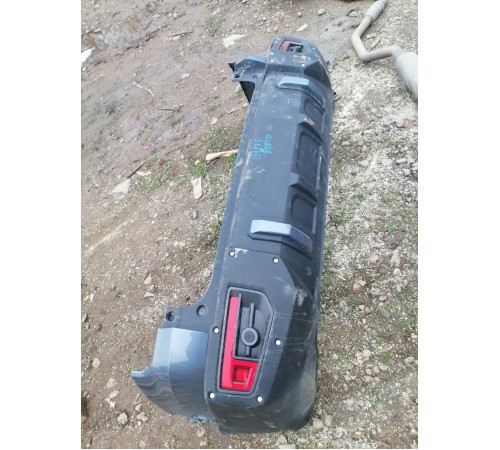 Задний бампер в сборе