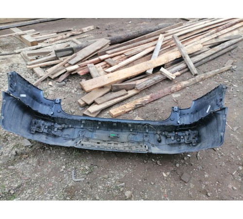 Задний бампер в сборе