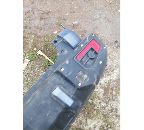 Задний бампер в сборе