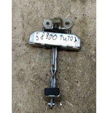 Ограничитель двери багажника