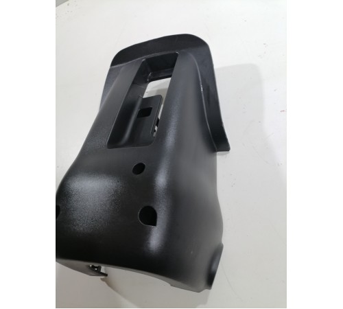 Обшивка рулевой колонки 