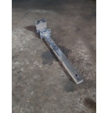 Кронштейн рамы правый