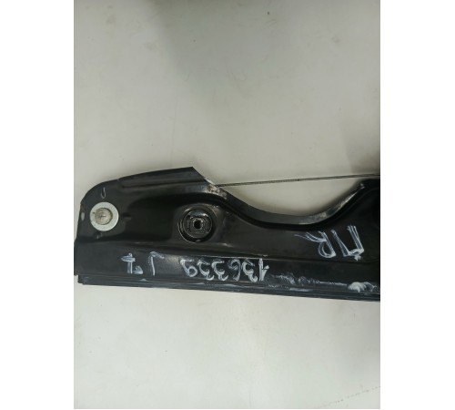 Стеклоподъемник передний правый