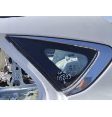 Глухое стекло заднее левое