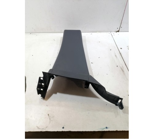 Обшивка центральной стойки левая нижняя