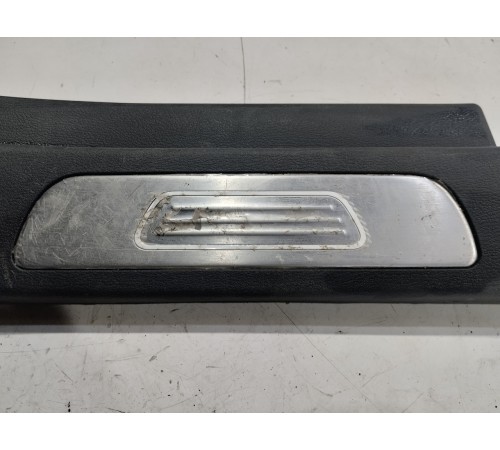 Накладка порога (задняя левая)