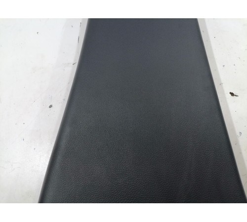 Обшивка центральной стойки левая нижняя