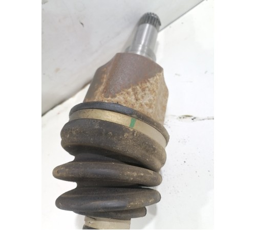 Привод полуось задний