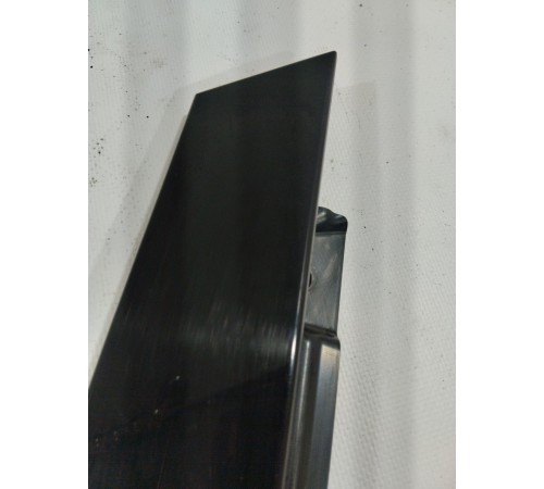 Накладка двери (задняя правая)