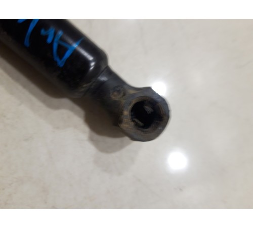 Амортизатор крышки багажника(левый)