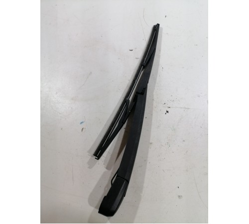 Поводок стеклоочистителя задний