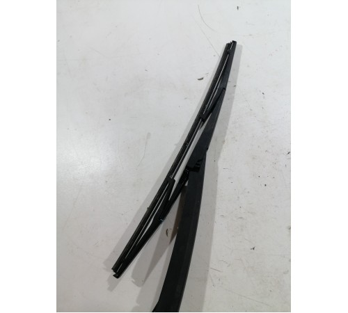 Поводок стеклоочистителя задний