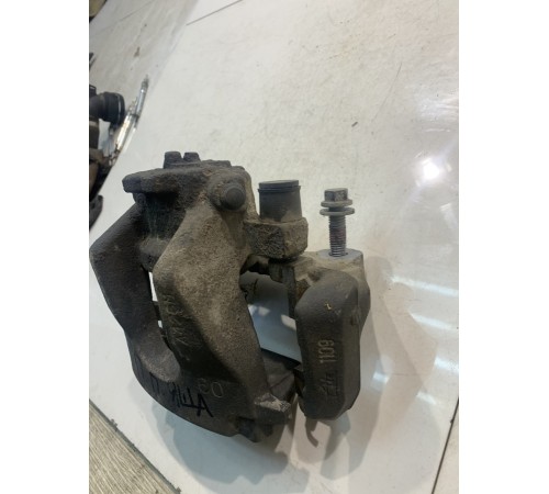 Суппорт (передний, правый)