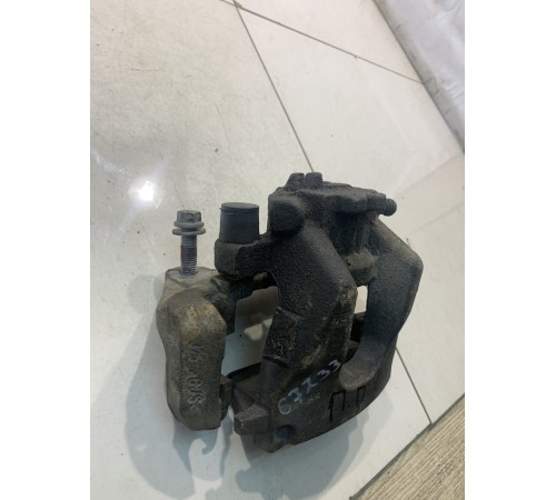 Суппорт (передний, правый)