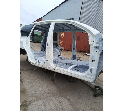 Порог со стойкой правый