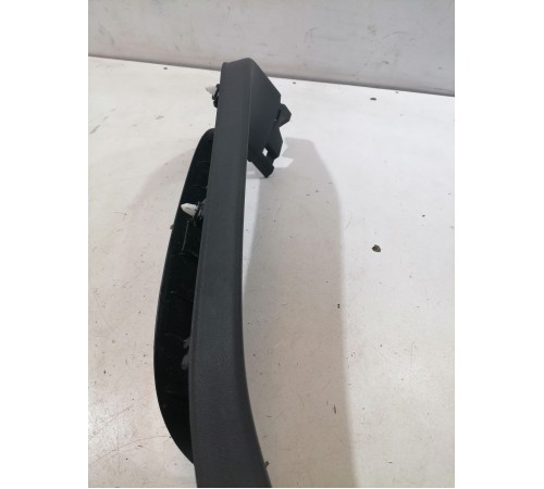 Обшивка крышки багажника правая