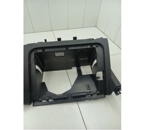 Накладка торпедо правая