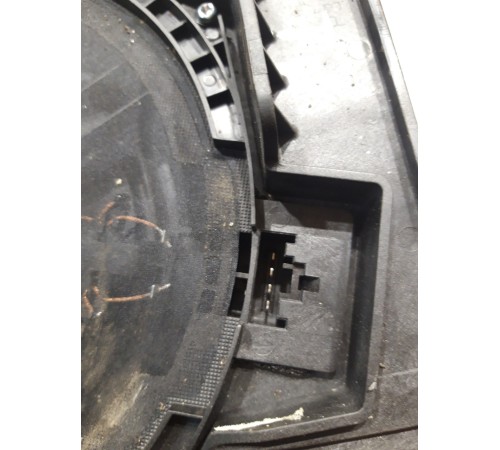 Сабвуфер передний левый