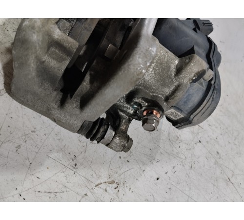 Суппорт задний правый