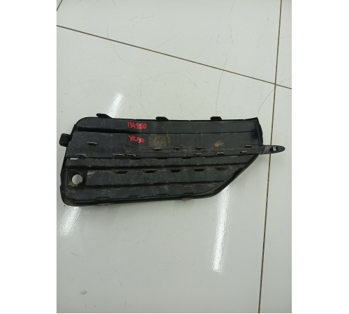 Решетка бампера левая