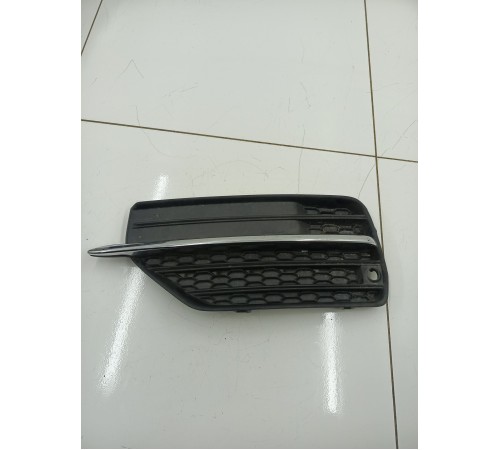 Решетка бампера левая